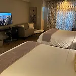 Hollywood Hotel